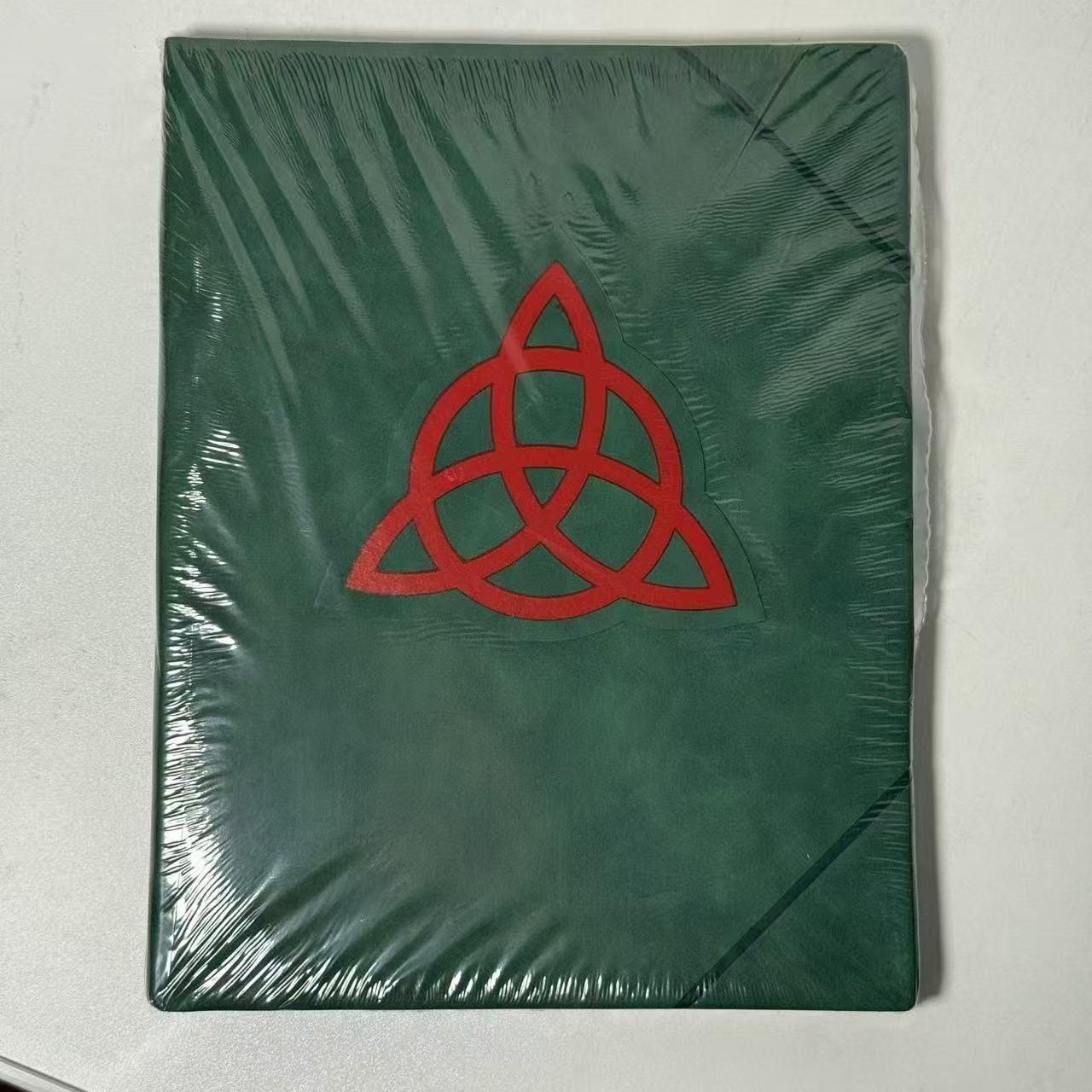 Leather Work Notebook - Keltisches Triquetra-Dreifachknoten-Notizbuch mit Hardcover, Vintage-Grün, PU-Leder,