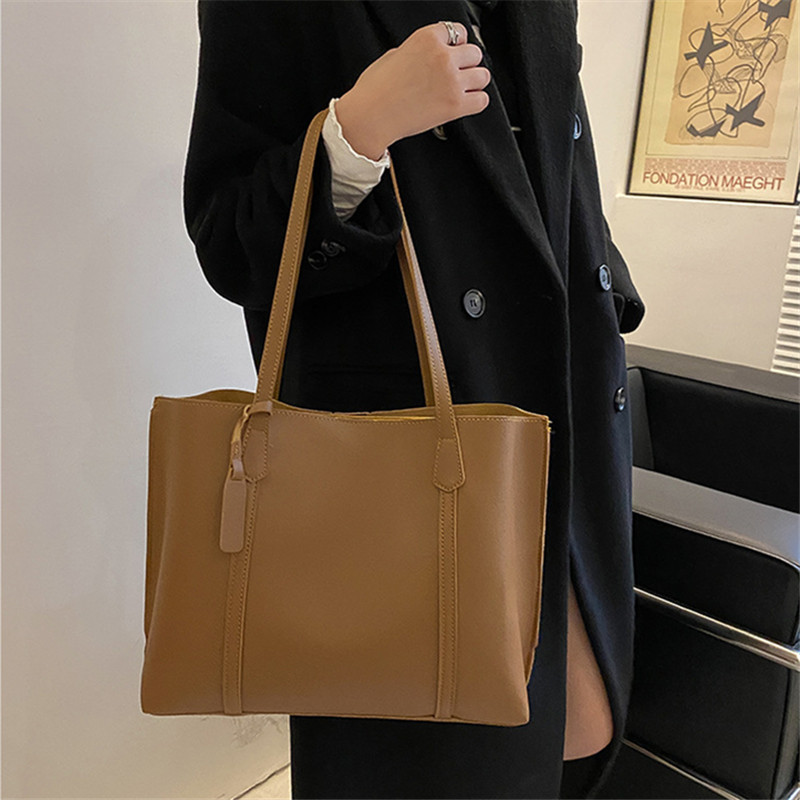 Klassische schwarze Kunstleder – Leather Work Handbags Bewertung und Preis